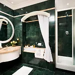 מלון Abano Grand - Lifestyle & Fine Dining אבנו טרמה