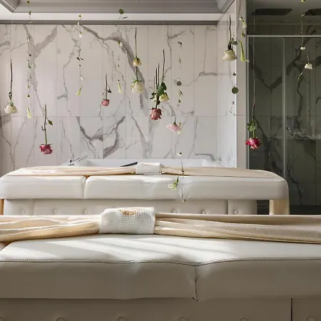 Abano Grand - Lifestyle & Fine Dining Отель Абано-Терме